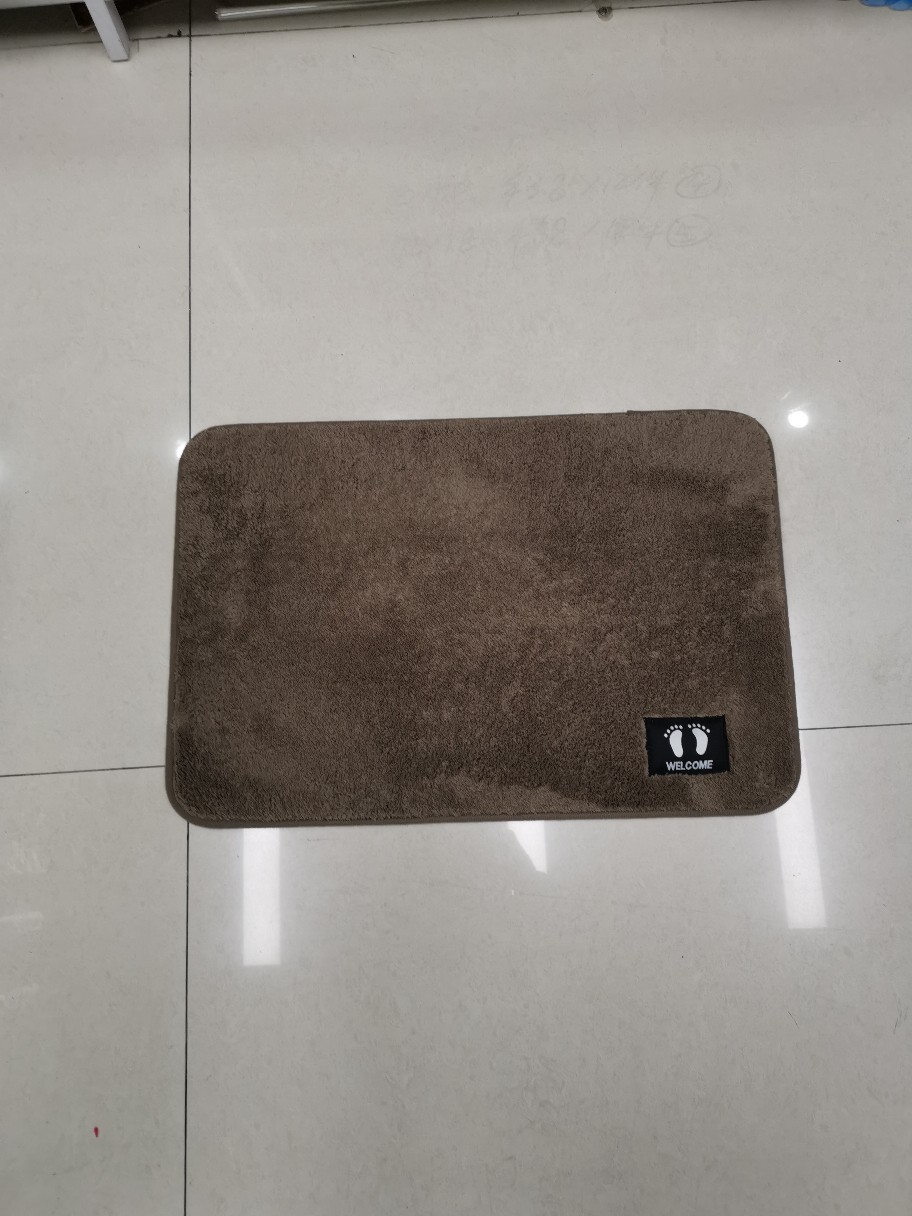 Suministro global de esterillas de piso de plástico antideslizante