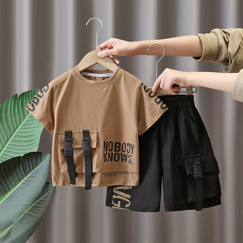 7225 Traje de manga corta para niños Camiseta de moda para niños estilo occidental Estilo de verano Red de Internet Ropa de calle frita 2025 Nuevo estilo