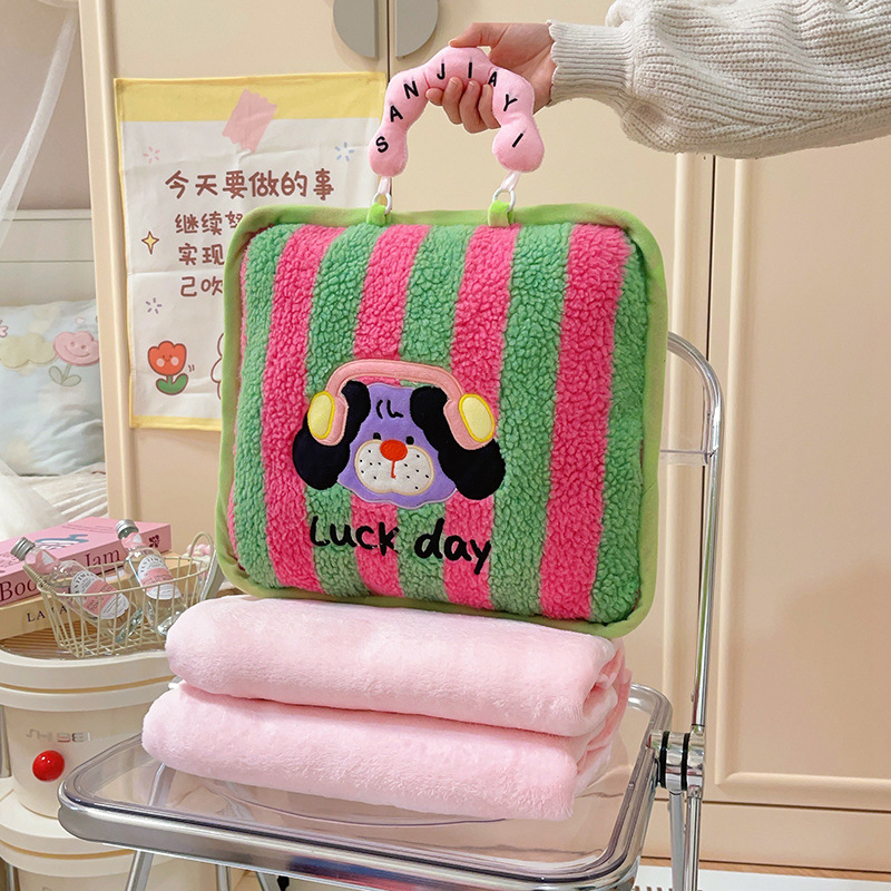 분홍색과 녹색 줄무늬