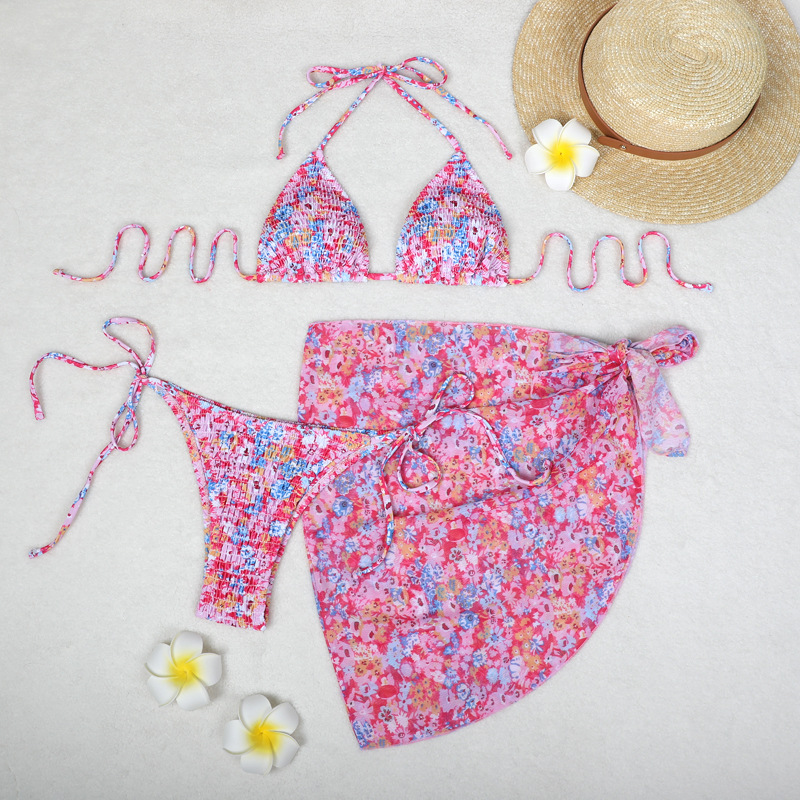 36g Weight Sleeveless Sleeve Length Polyester Fabric Type 3 Pieces Set Quantity Beach, Swimming Occasion Halter Neck Neckline Slim Fit Type Ditsy Floral Pattern Women's Gender Sexy Style Women's Sexy Ditsy Floral 3 Pieces Set Bikinis Swimwear 30