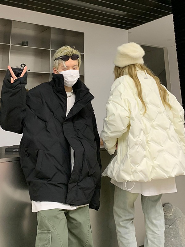 2023 nuevo abrigo de invierno de algodón acolchado para hombres y mujeres retro americano con capucha collar de pie marca de moda pareja negro engrosado abrigo de invierno