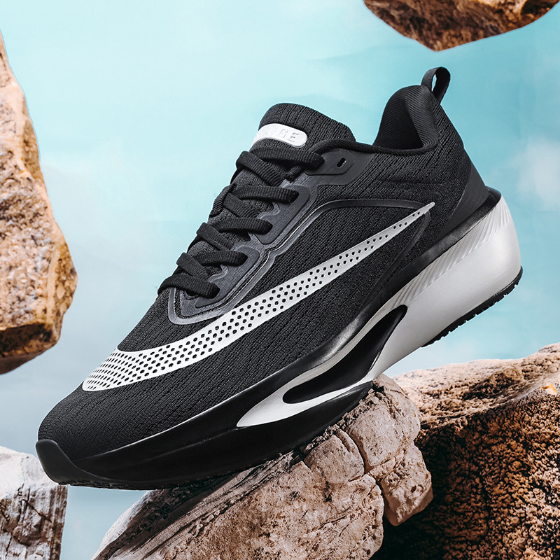 Putian Lightweight Fly-Knit Low-Top Marathon Athletic Long-Distance Runner Casual Sports Jogging Shoes New Model