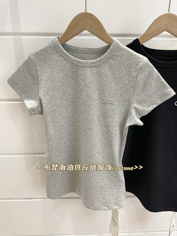 深圳南油高版本ALO字母正肩短袖T恤女25夏季新款修身显瘦百搭上衣|undefined