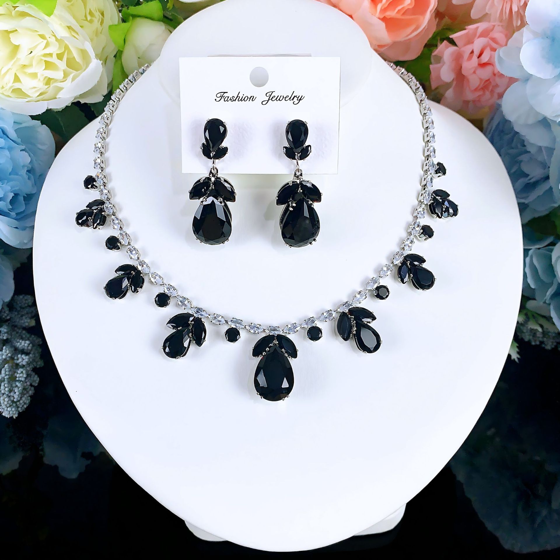 Collar de color de la industria pesada amazona orejas joyas set de moda de lujo vestido de novia cena joyas de zircon mujer image 17