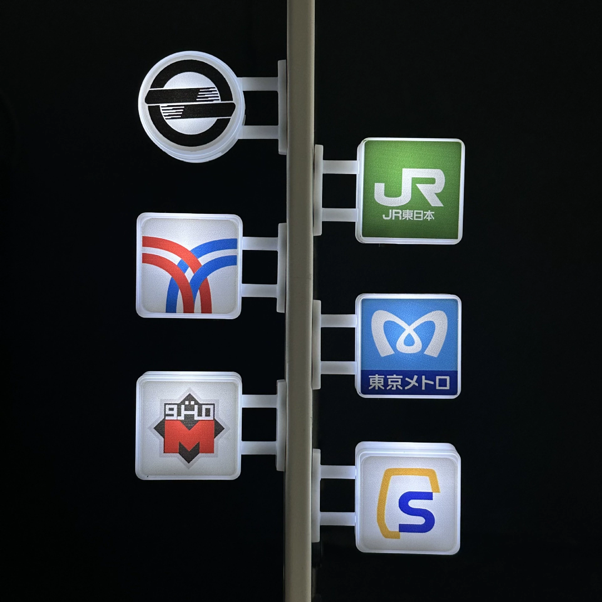 Креативные магниты на холодильник, которые могут осветить Японию, Южную Корею, Таиланд, городские огни регистрации, станции метро, Токио и Сеул.