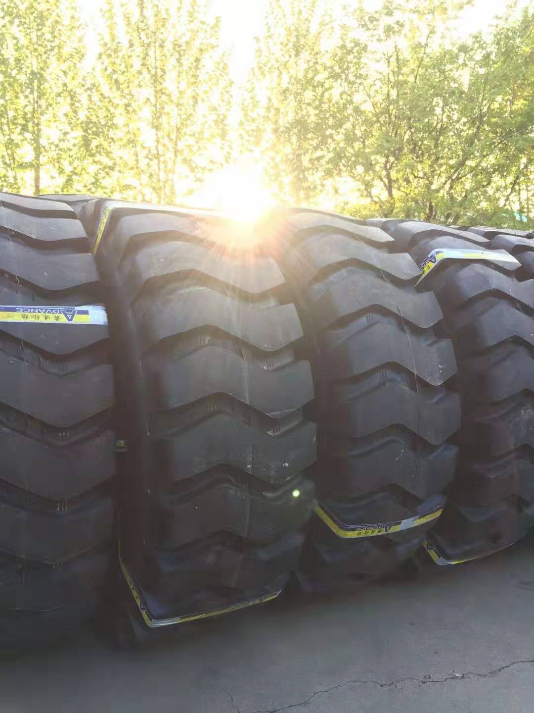 Brand New Chaoyang Triangle Fengshen Henan Forward Loader Tire