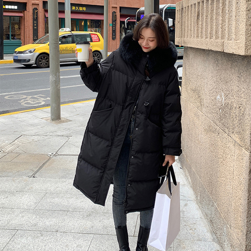검은색
