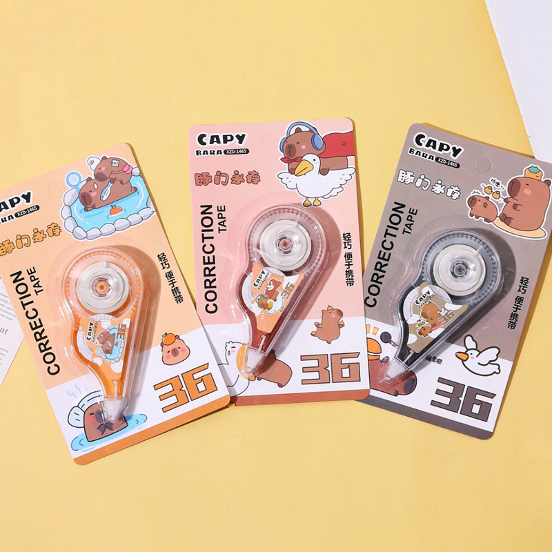 Traje creativo de cinta correctora para estudiantes de primaria y secundaria