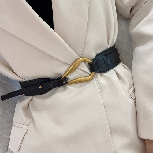  New Horseshoe Buckle Design Belt for Women with Suit Coat Accessories Decoration Wide Girdle Belt Trendy