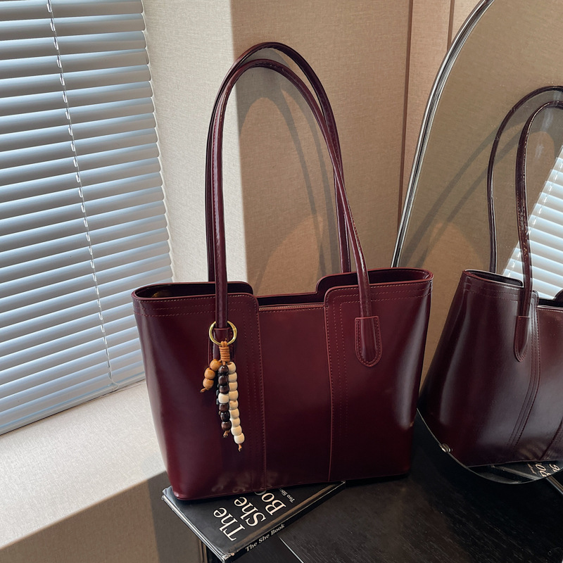 New Trendy High-End Tote Bag, Fashionable and Versatile Shoulder Bag, Hot-Selling Women's Bag for Commuting, Casual Handbag