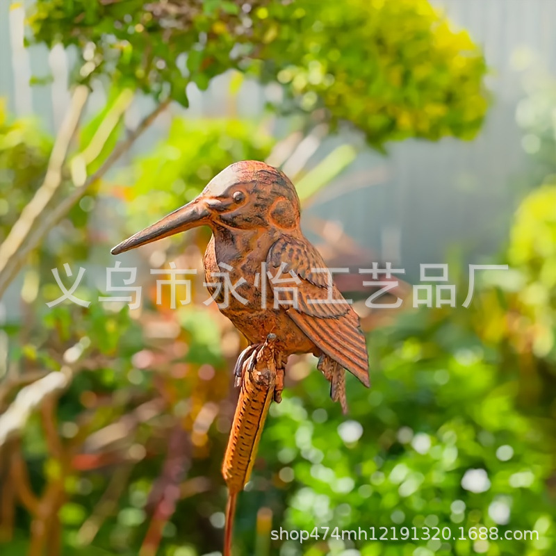 新しいクリエイティブレトロアイアンカワセミガーデン装飾金属動物の形の屋外中庭装飾|undefined