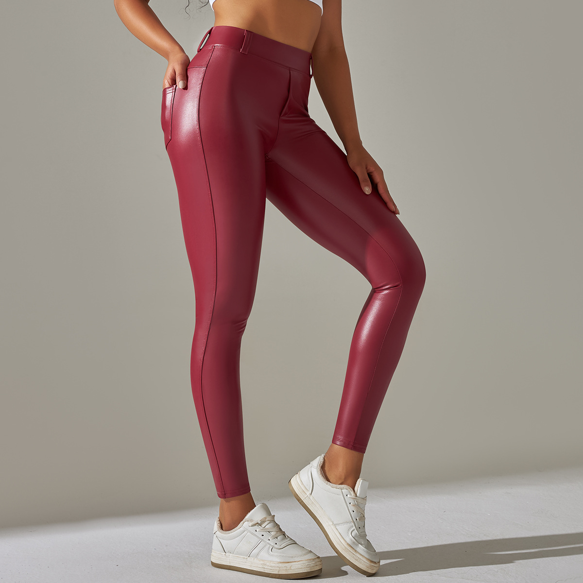 Liquidación: Pantalones de yoga de cuero PU estilo europeo y americano, de cintura alta, control de abdomen, adelgazantes, moldeadores, levanta glúteos, pantalones capri.