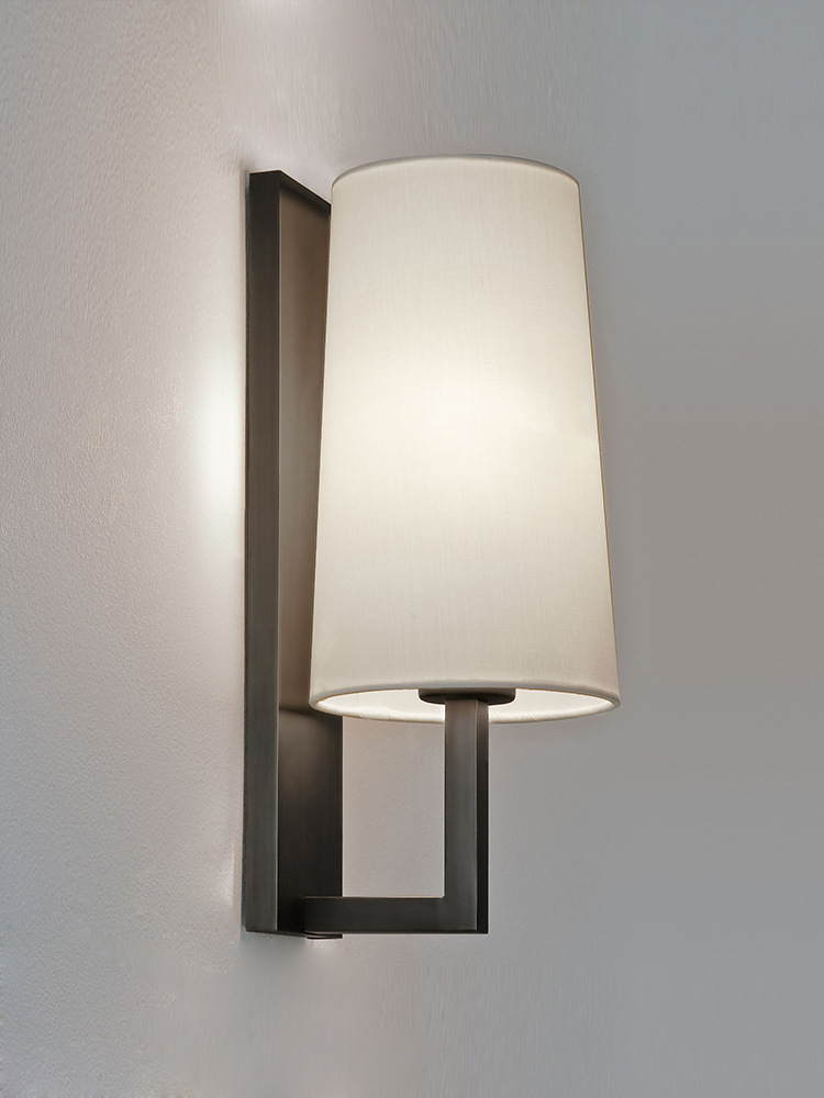 Sconce for bed