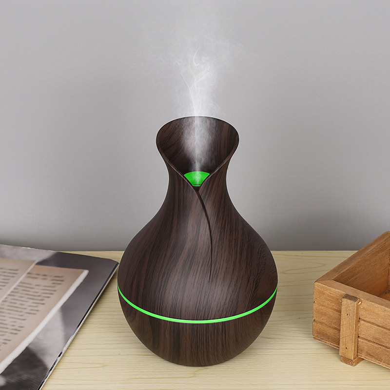 Pequeño jarrón humidificador-grano de madera profunda