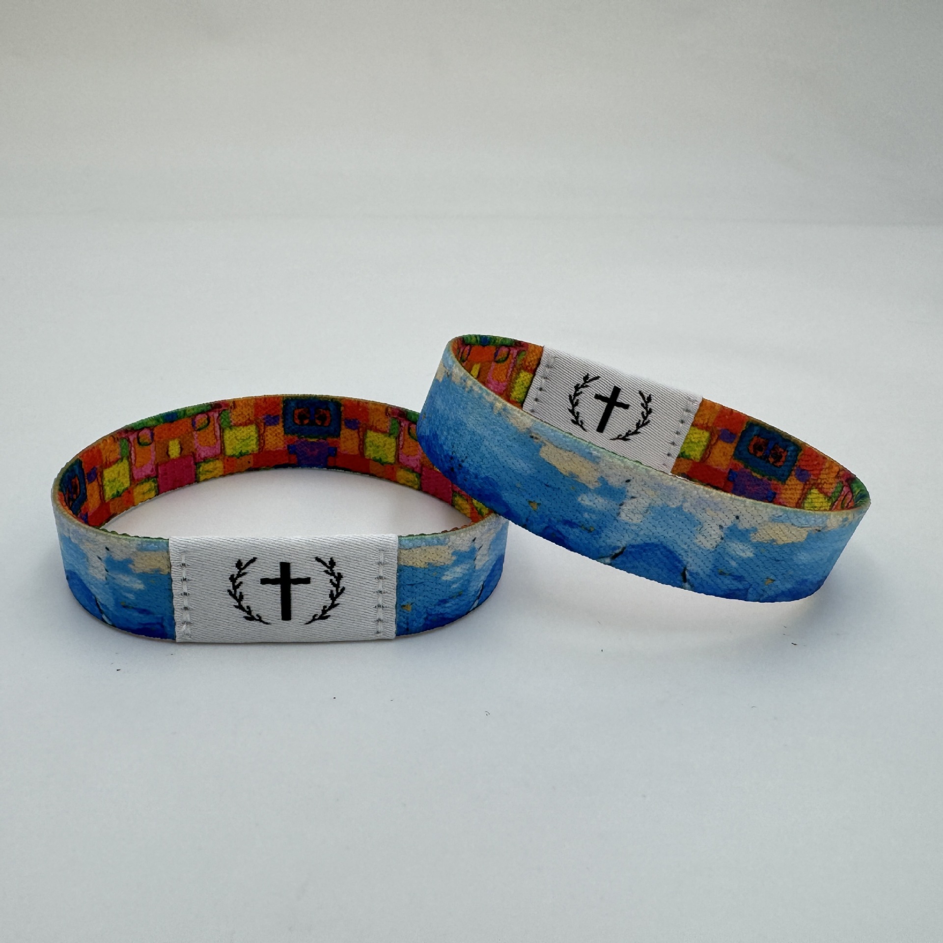 【​구름과 맑은 파도】