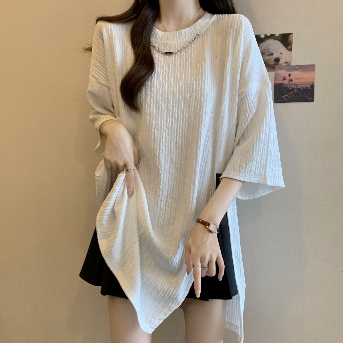 Camiseta de manga corta con cadena de lentejuelas de textura de gran tamaño para mujer verano nuevo estilo suelto y delgado top de longitud media para mujer