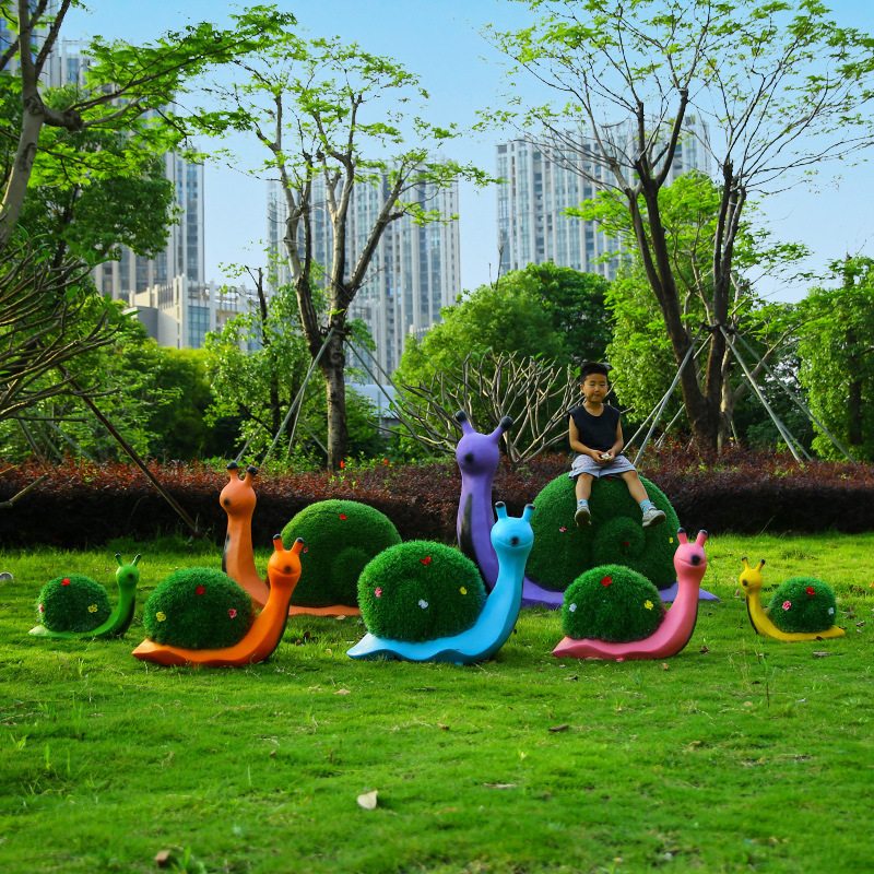 Outdoor Turf Snail Glass Fiber Reinforced Plastic Sculpture Kindergarten Green Animal Ornaments Garden Landscape Garden Decoration Ornaments