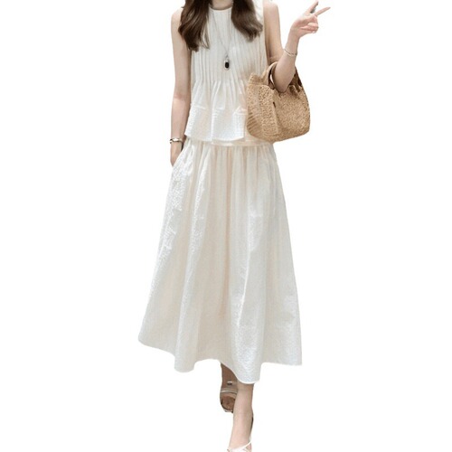 A complete set of 2025 fashionable matching, stylish and high-end white sleeveless short dress set for women