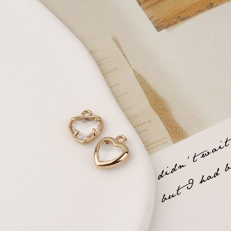 2g Weight Pendant Jewelry Making Type Zircon Inlay Material DIY Jewelry Accessories Classification 1 Piece Quantity Copper Material Heart Shape Pattern Inlay Design IG Style, Shiny Style 1 Piece Copper Zircon Heart Shape Pendant 5