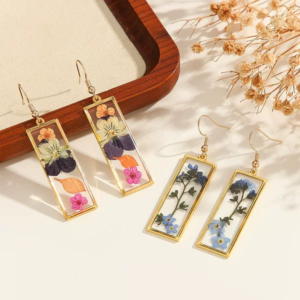 New Blue Series Immortal Dried Flowers Small Earrings Handmade Glue Forget-Me-Not Flower Earrings Jewelry Cross-Border