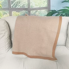 围巾;披肩;线毯