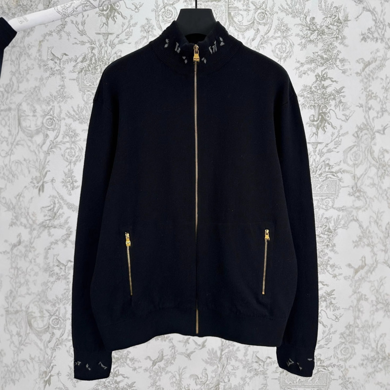 High-Quality In-Stock Lujia New Style Jacket with Jacquard Lettering on the Collar and Cuffs, Made of Sheep Wool
