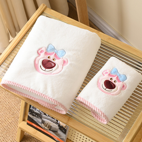 Three-dimensional strawberry bear towel bath towel coral velvet soft and absorbent children's towel set can be gift boxed and can be embroidered with logo