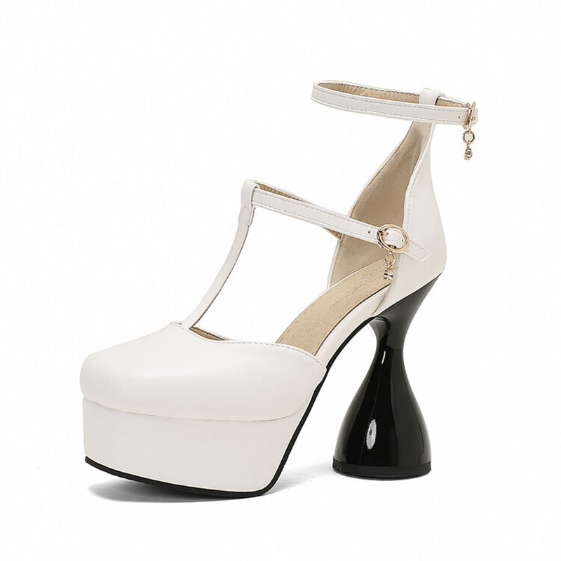 Factory Plus-Size Women's Shoes Wholesale, Irregular Heel Plus-Size Women's Shoes, Nightclub Platform High-Heeled Hollow Sandals, Cross-Border T2138