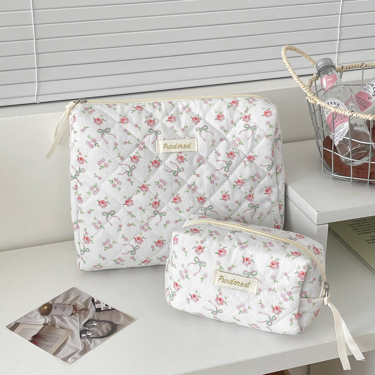 Cosmetic Bag Bags Type Holiday, Daily Occasion Streetwear Ditsy Floral Bow Knot Quilted Cotton Sewing Thread Square Makeup Bags