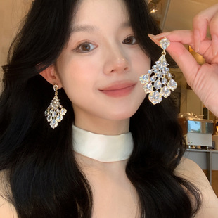 �y��荽�ɫ�������K���hŮ�p�ݸ߼��о��¶������Y��������l