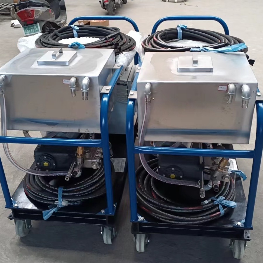 供应工业用高压清洗机/去毛刺喷砂除锈根雕剥树皮超高压清洗机