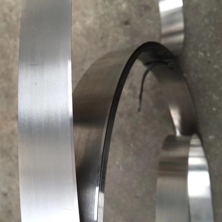 海绵刀带 不锈钢带刀 波浪刀 耐磨不断裂 强度高不切斜