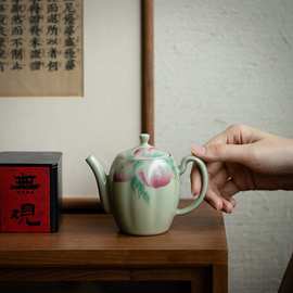 且来秘黄汝窑寿桃茶壶花瓣泡茶壶中式家用陶瓷茶具仿宋高壶不烫手