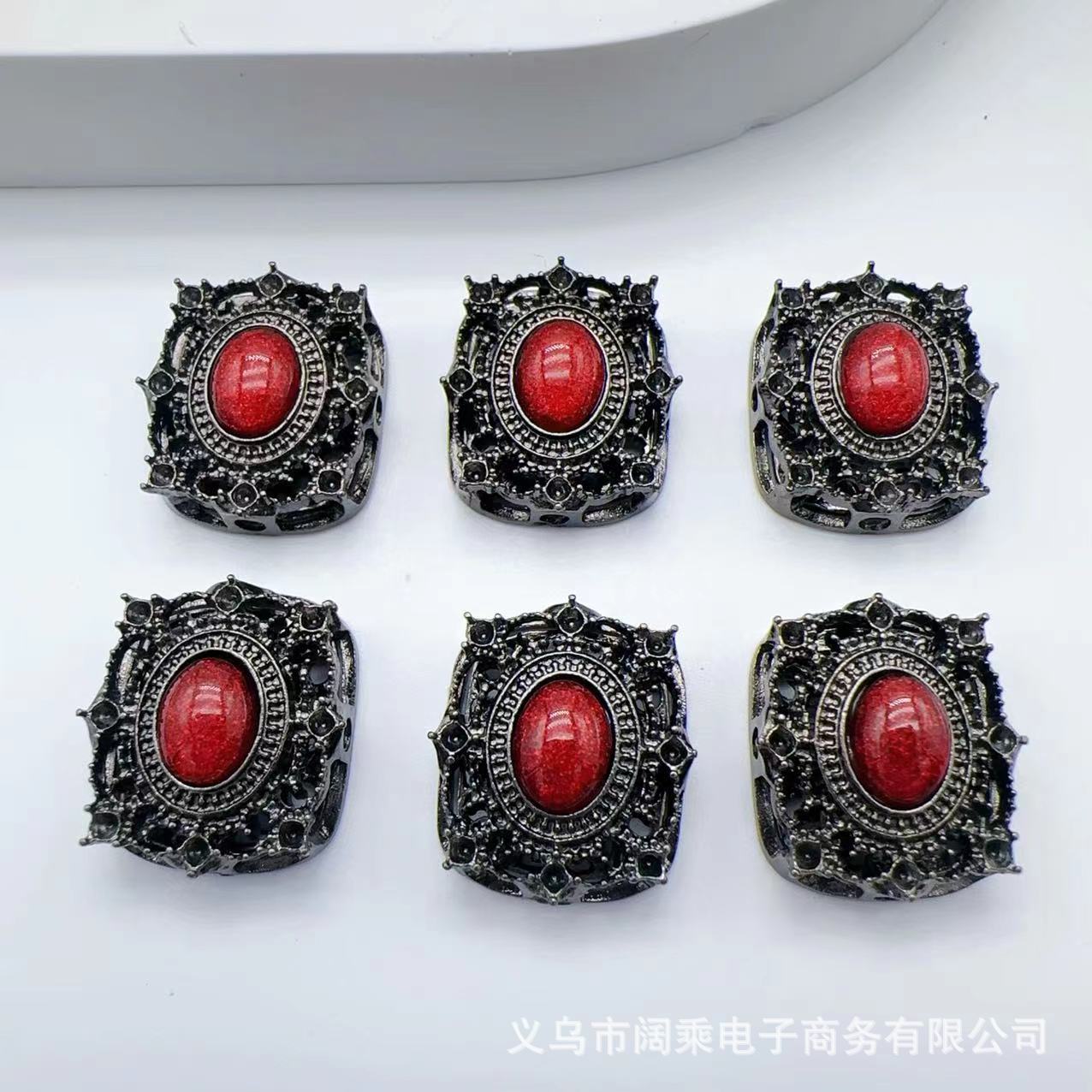 ダイヤモンドの長い方の大きい魔の箱の多い八穴のジルコニウムのdiyの手作りのビーズのブレスレットのネックレスの合金のアクセサリーのビーズの部品