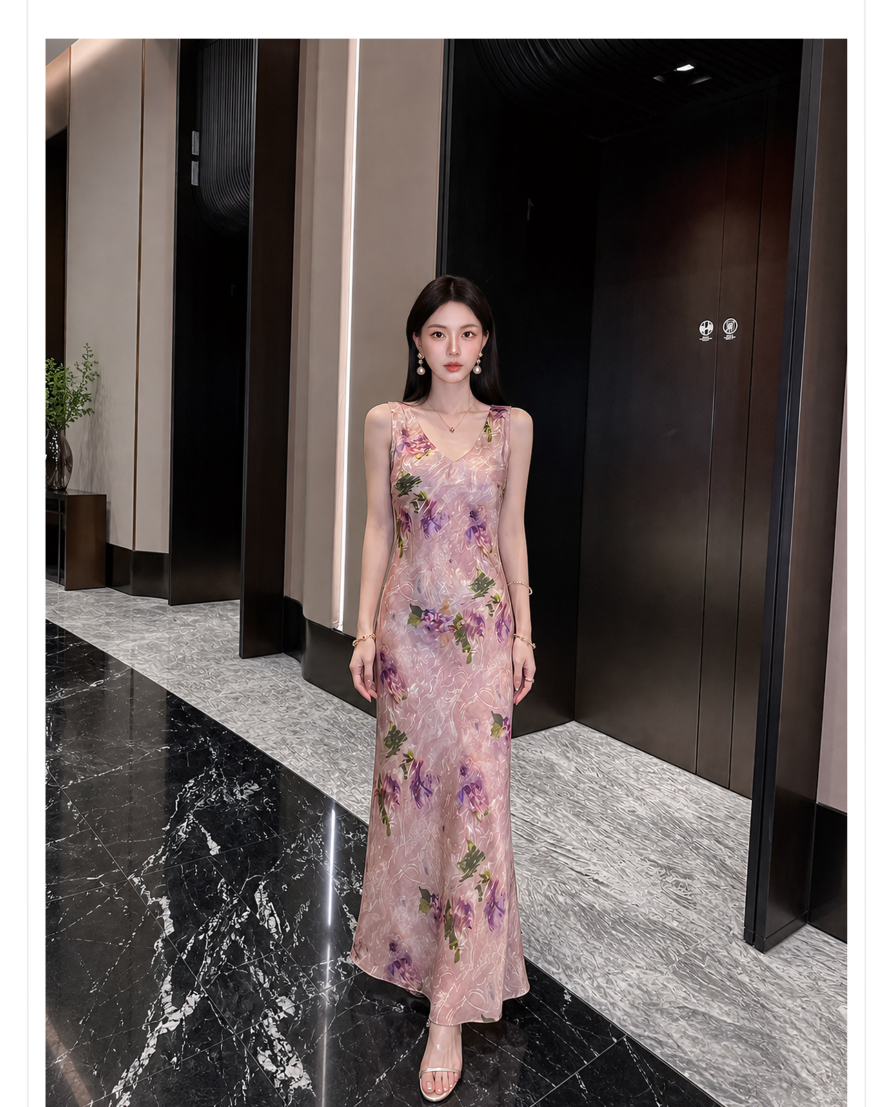 Đầm maxi nữ thắt eo họa tiết hoa văn tân cổ điển dáng suông nhẹ — Hồng tím chi tiết 9