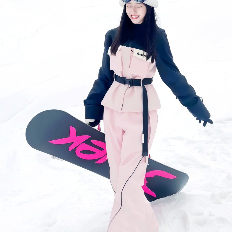 Fuyan Pink Ski Suit Set for Women 2025 Winter New Style Petite Outdoor Waterproof Single and Double Board Equipment Snow Jacket