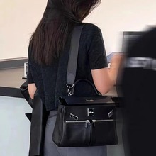 2025�¿�玧lakis28�^��ţƤ�P�����p�ڴ���ƤŮ������μ��