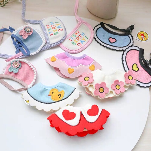 Dog and cat spit towel love bib pet scarf neck scarf Teddy Bichon triangle scarf small dog neck cover