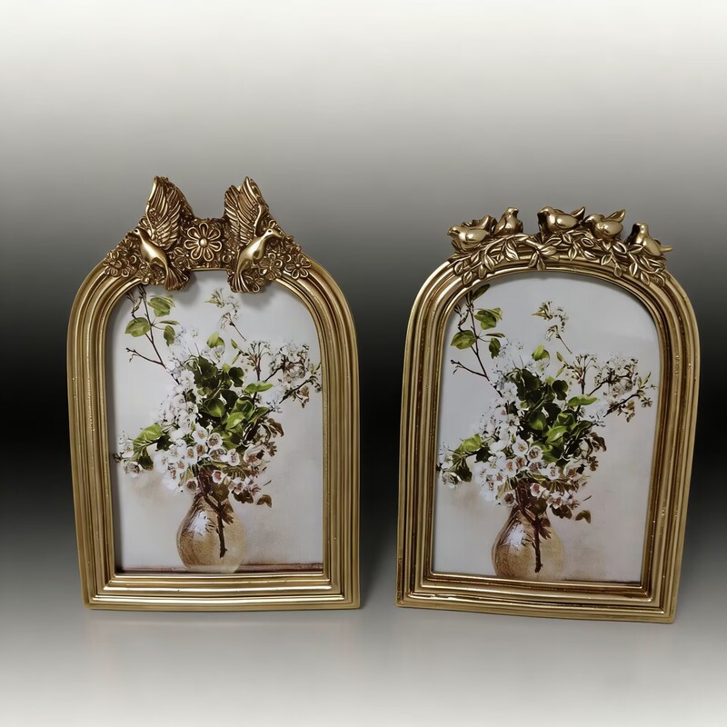 French-Style Vintage Resin Photo Frame with Carved Arch Relief, Light Decorative Photo Frame, Manufacturer Wholesale European-Style Photo Frame, European Style