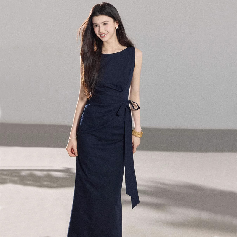 High-End Elegant Waist-Cinching Tie Dress for Women, 2026 Summer Versatile Sleeveless Slimming Long Tank Dress for Work