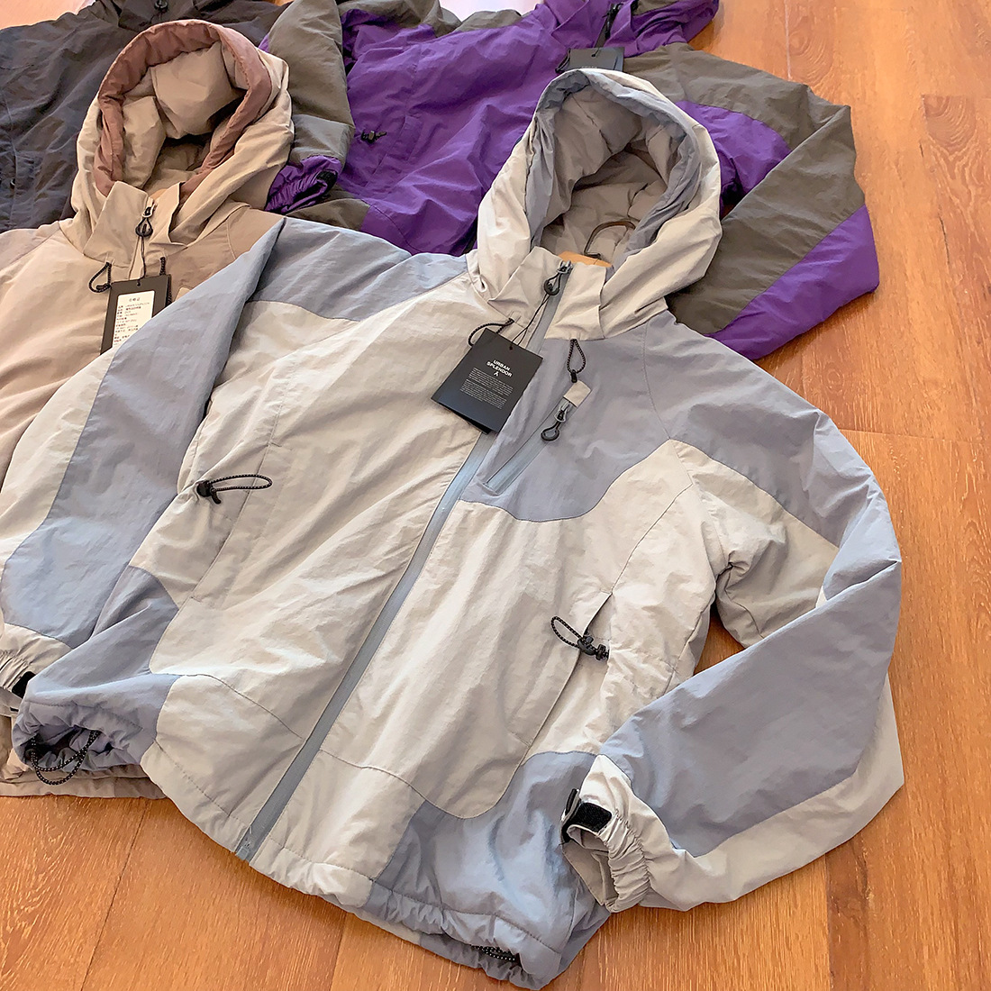 Al aire libre montaña ropa de algodón con capuzas de viento parejas de hombre y mujer caliente a prueba de viento ropa de algodón multicolor opcional