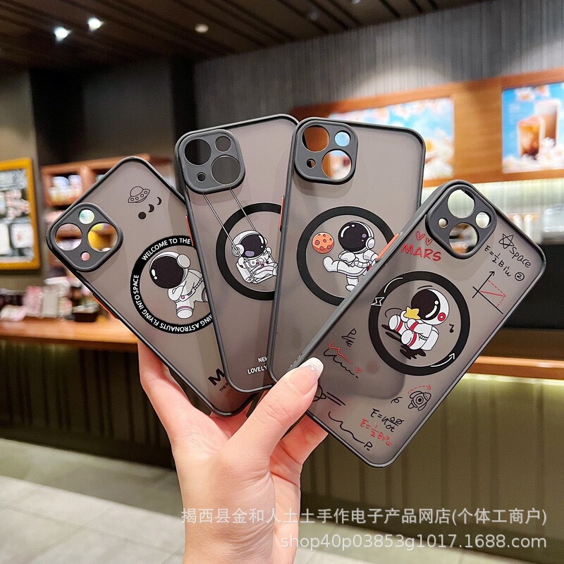 Cross-Border Apple 17 Mobile Phone Case Iphone15816 Suitable for 14Promax All-Inclusive 1213Xsmax Astronaut