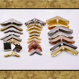 其他箱包配件;扣锁;手把