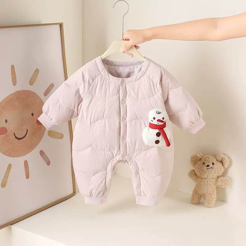 婴儿羽绒服连体衣冬装女宝宝衣服婴幼儿外出服白鸭绒内胆企鹅秋冬