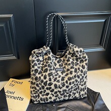 ���e���������y�͹�ë�ذ��¿��ﶬ���|Ůʿ�μ������Ҹ�����ذ�