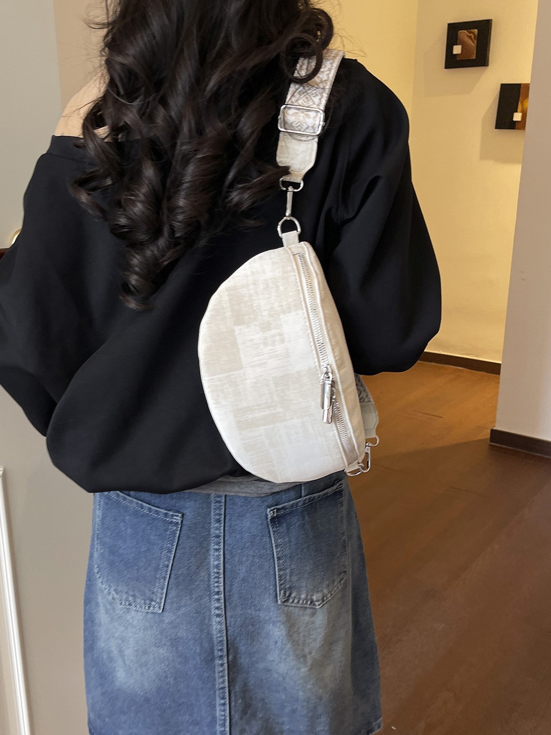 Bolsos de textura alta para mujeres 2026 nueva moda transfronteriza bolso de hombro de tendencia red rojo versátil bolso de pecho de cintura