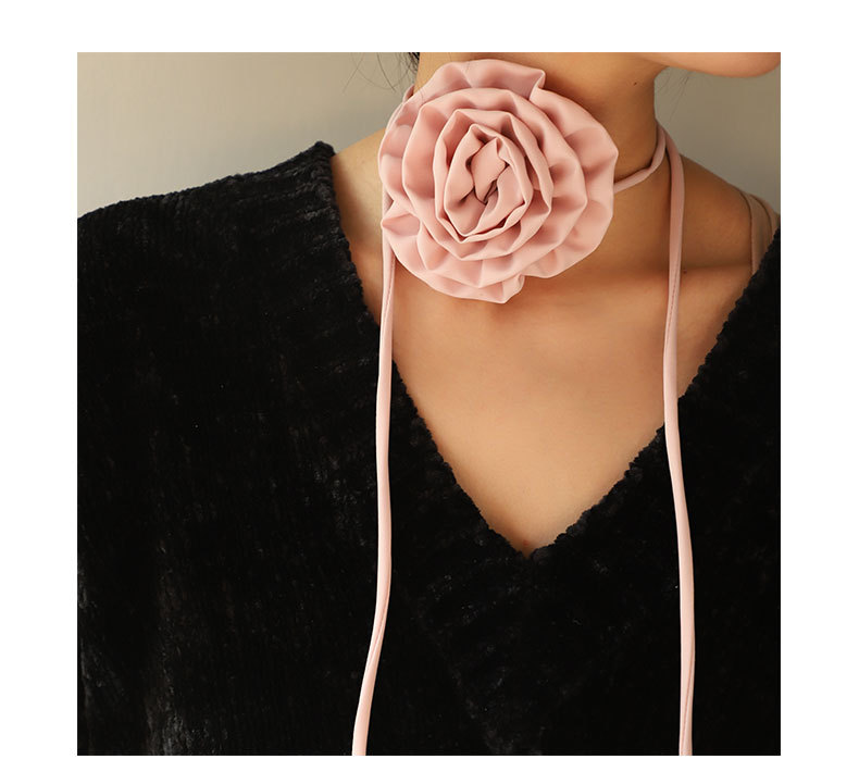 Elegant Rose Cloth Women's Choker display picture 3