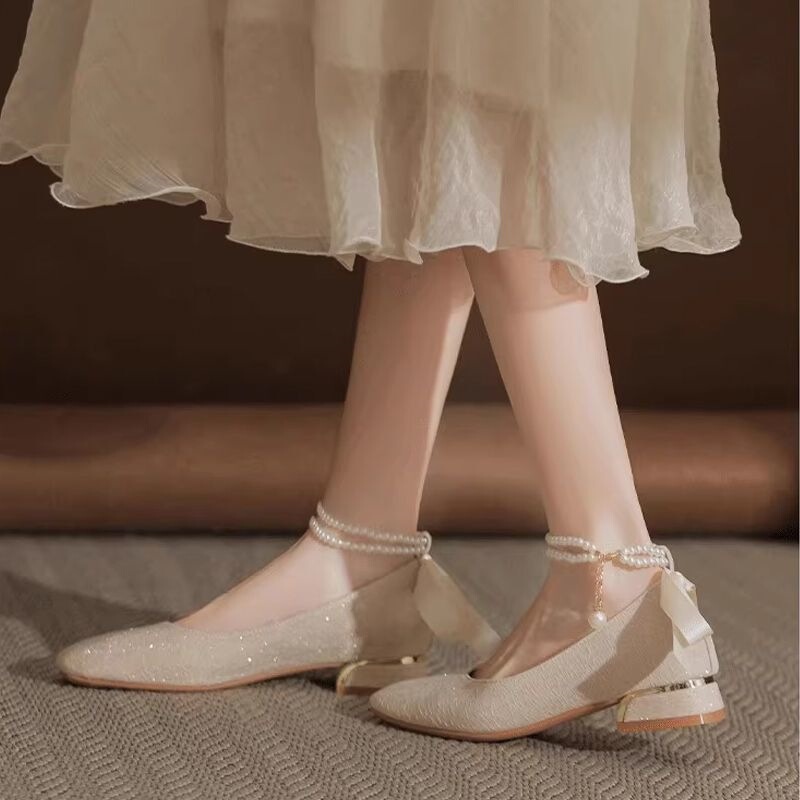 New Spring and Autumn Wedding Shoes, Xiuhe Low-Heel Elegant Bridal Shoes, Formal Shoes, French Style Shallow-Heel Women's Shoes New Spring and Autumn Wedding Shoes, Xiuhe Low-Heel Elegant Bridal Shoes, Formal Shoes, French Style Shallow-Heel Women's Shoes