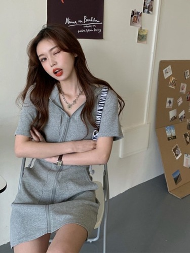 【6535 Fish Scale Fabric】Fitted Slimming Hooded Zipper Dress for Women, Can Be Sweet or Salty, Short Sleeve Casual Skirt