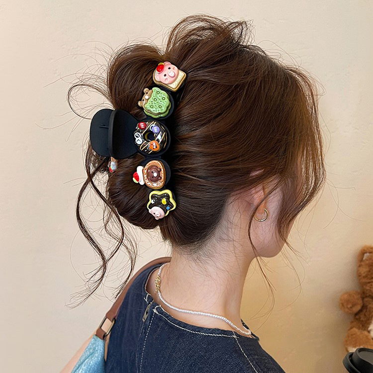 Große Snack-Haarspange aus Keks für Frauen, hochwertige 2025 neue Haiflossen-Haarspange, Hinterkopf-Haarspange Haarzubehör für den Sommer.